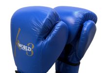 格闘技用品店ファイターズスピリッツはKWORLD3オリジナルボクシンググローブの製作を行いました。